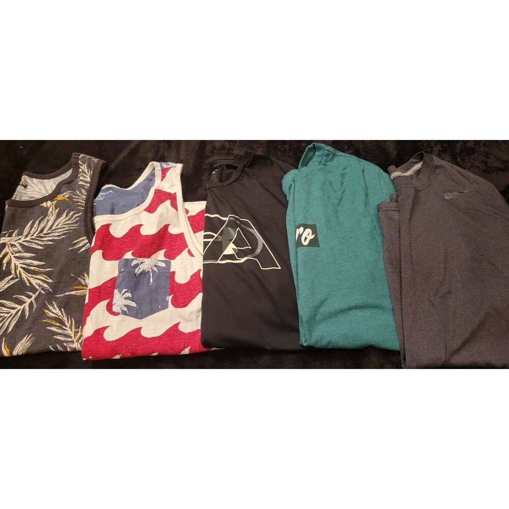 Mixed Lot Of Men's Size Medium Spring Summer Clothes Sleeveless And Short Sleeve